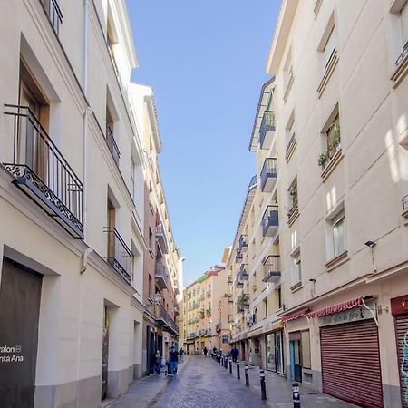 Encantador Piso En La Latina Madrid Centro/Rastro Bagian luar foto